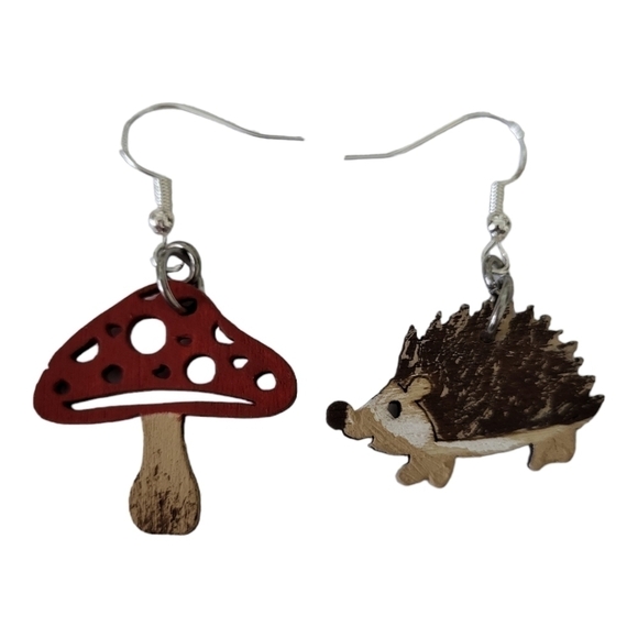 Handcrafted Wood Hedgehog & Mushroom Earrings NWT - Picture 3 of 3